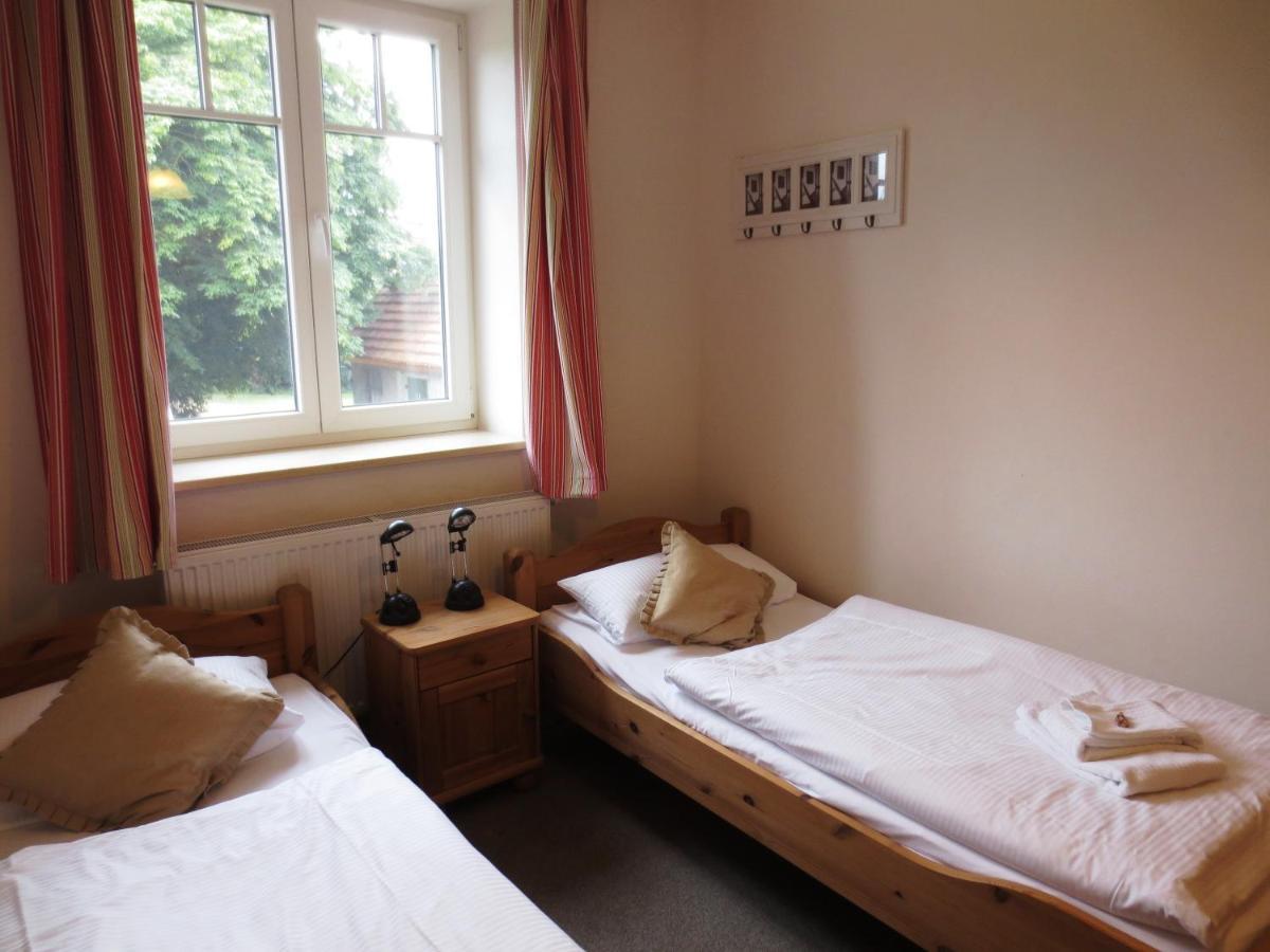 Landgut Oberhof Apartment Клюц Екстериор снимка